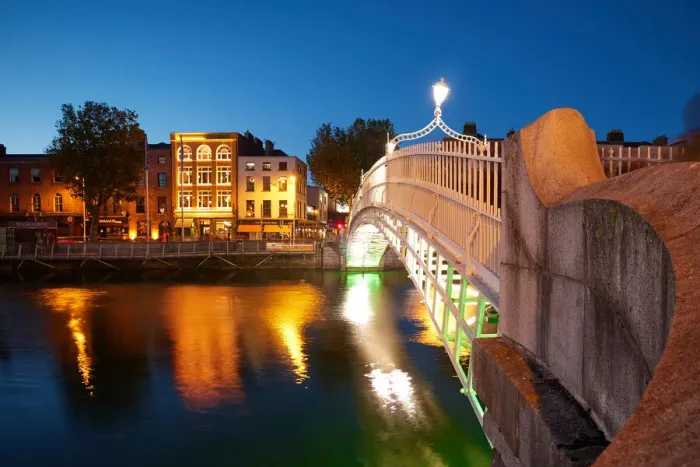 Framed Print : Ha penny Bridge, Dublin City, Ireland Framed Print : Ha penny Bridge, Dublin City, Ireland