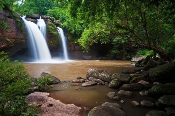 Framed Print : Haew Suwat Waterfall Framed Print : Haew Suwat Waterfall