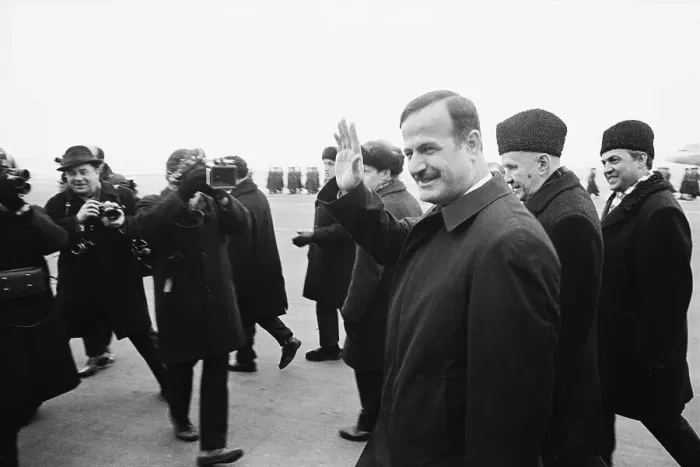 Framed Print : Hafez Assad Waves with Alexei Kosygin on Arriving in Moscow Framed Print : Hafez Assad Waves with Alexei Kosygin on Arriving in Moscow