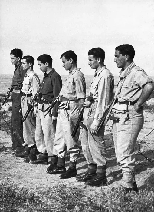 Framed Print : Haganah Soldiers In A Row Framed Print : Haganah Soldiers In A Row