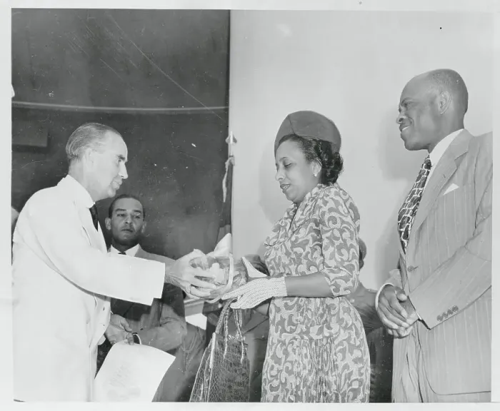 Framed Print : Haitian First Lady Receiving Flowers Framed Print : Haitian First Lady Receiving Flowers