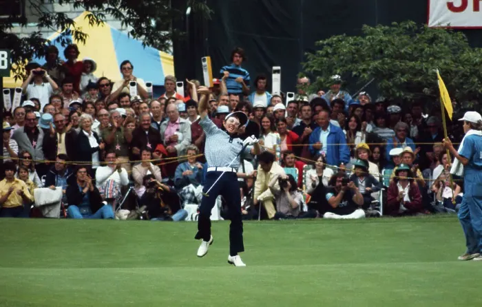 Framed Print : Hale Irwin Throwing Ball in Air