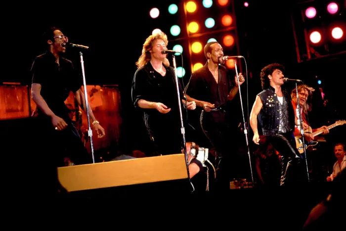 Framed Print : Hall & Oates At Live Aid Framed Print : Hall & Oates At Live Aid