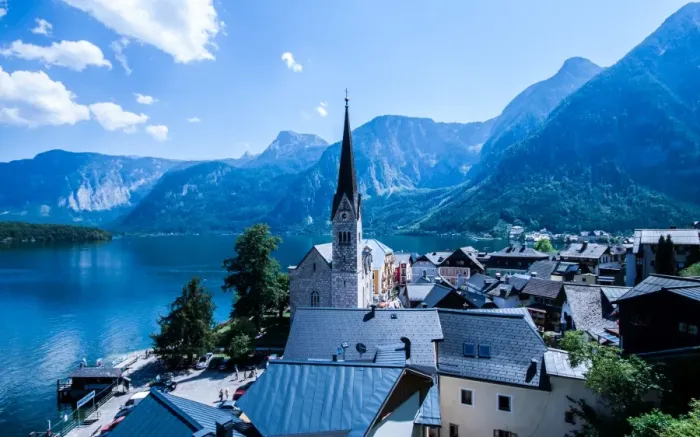 Framed Print : Hallstatt. The small picturesque town Hallstatt in the heart of the Austrian Alps Framed Print : Hallstatt. The small picturesque town Hallstatt in the heart of the Austrian Alps
