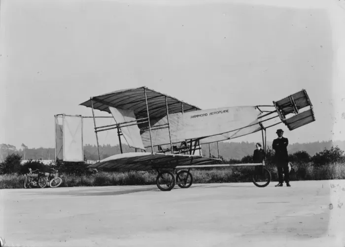 Framed Print : Hammond Aeroplane Framed Print : Hammond Aeroplane