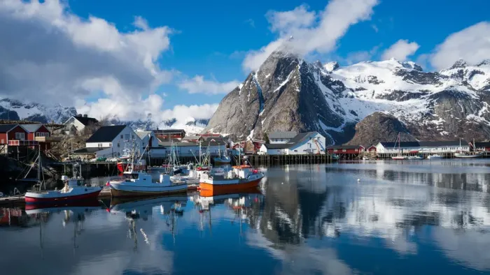 Framed Print : HamnAŝy fishing village, Lofoten, Norway Framed Print : HamnAŝy fishing village, Lofoten, Norway