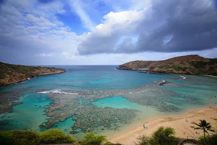 Framed Print : Hanauma Bay in Oahu Framed Print : Hanauma Bay in Oahu