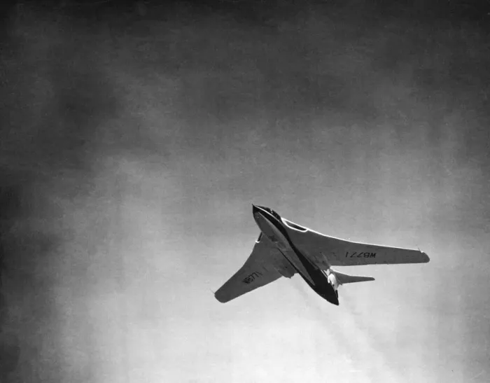 Framed Print : Handley Page Victor Framed Print : Handley Page Victor