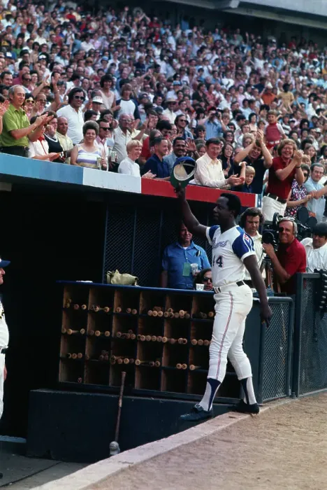 Framed Print : Hank Aaron Acknowledging the Fans