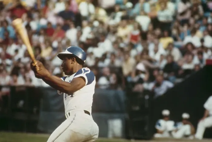 Framed Print : Hank Aaron Makes 700 Mark