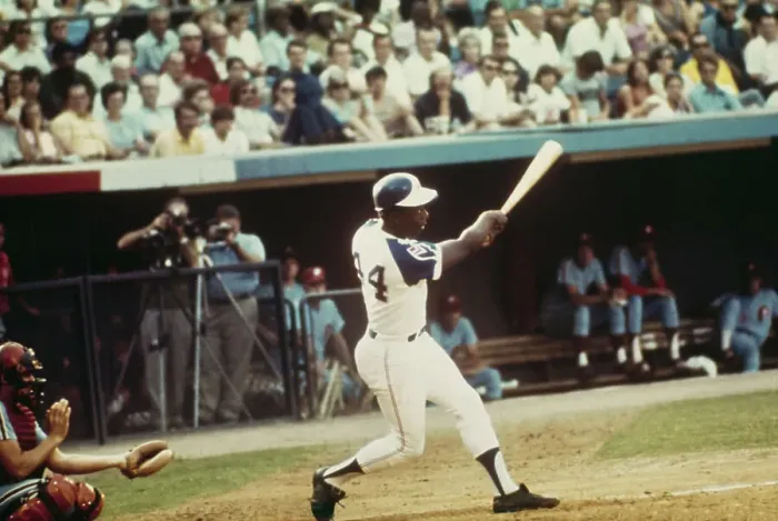 Framed Print : Hank Aaron Makes 700 Mark Framed Print : Hank Aaron Makes 700 Mark