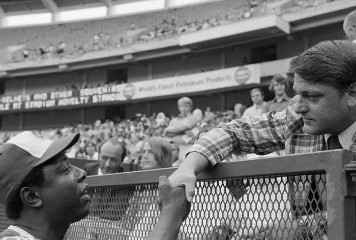Framed Print : Hank Aaron Shaking Hands With Roger Maris Framed Print : Hank Aaron Shaking Hands With Roger Maris