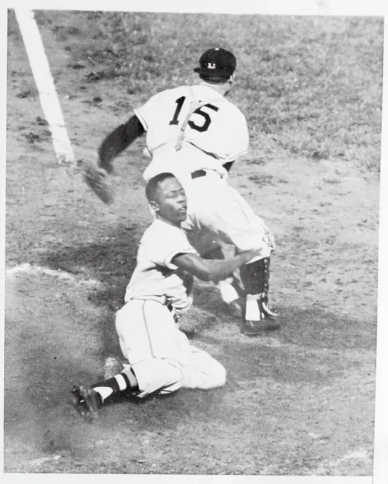 Framed Print : Hank Aaron Sliding Across Home Plate Framed Print : Hank Aaron Sliding Across Home Plate