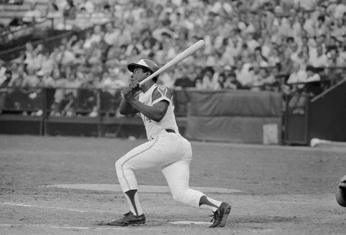 Framed Print : Hank Aaron Swinging to Home Run Play Framed Print : Hank Aaron Swinging to Home Run Play