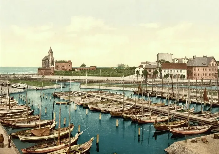 Framed Print : The harbour of Kolberg in Pomerania, formerly Germany, today Kolobrzeg, Poland, Historic, photochrome print from the 1890s Framed Print : The harbour of Kolberg in Pomerania, formerly Germany, today Kolobrzeg, Poland, Historic, photochrome print from the 1890s