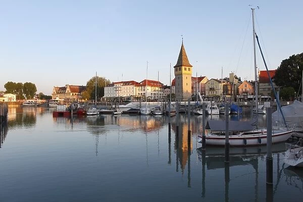 Harbour with Mangturn or Mangenturm tower, Lindau on Lake Constance, Swabia, Bavaria, Germany, Europe, PublicGround