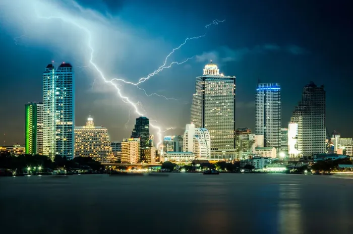 Framed Print : Hard lightening Framed Print : Hard lightening