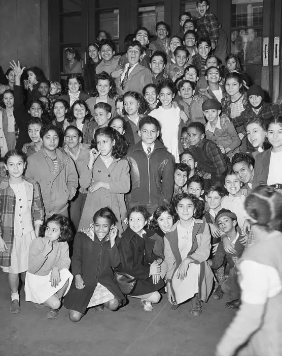 Framed Print : Harlem Schoolchildren Framed Print : Harlem Schoolchildren