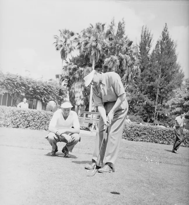 Framed Print : Harold McSpaden Watching Byron Nelson Putt Framed Print : Harold McSpaden Watching Byron Nelson Putt