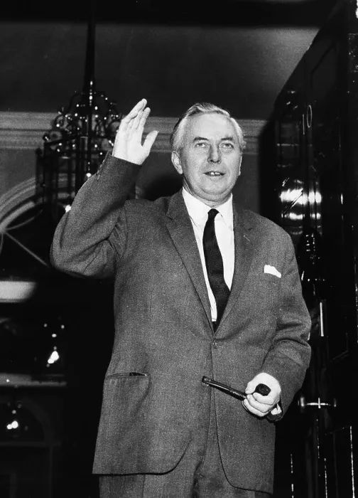 Framed Print : Harold Wilson Waving from Downing Street Framed Print : Harold Wilson Waving from Downing Street