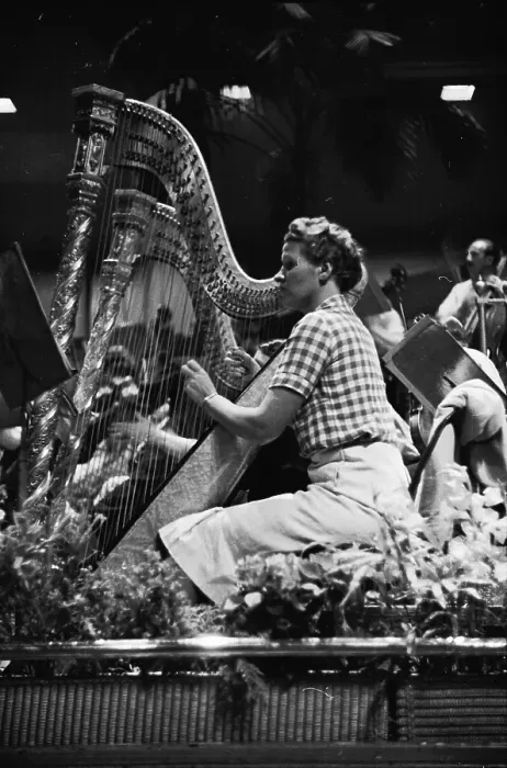 Framed Print : Harpist. 1st October 1938: Sidonie Goossens of the well known musical family
