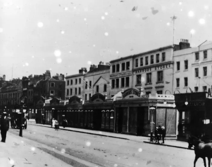 Framed Print : Harrods. circa 1889: Harrods store in Knightsbridge, Kensington