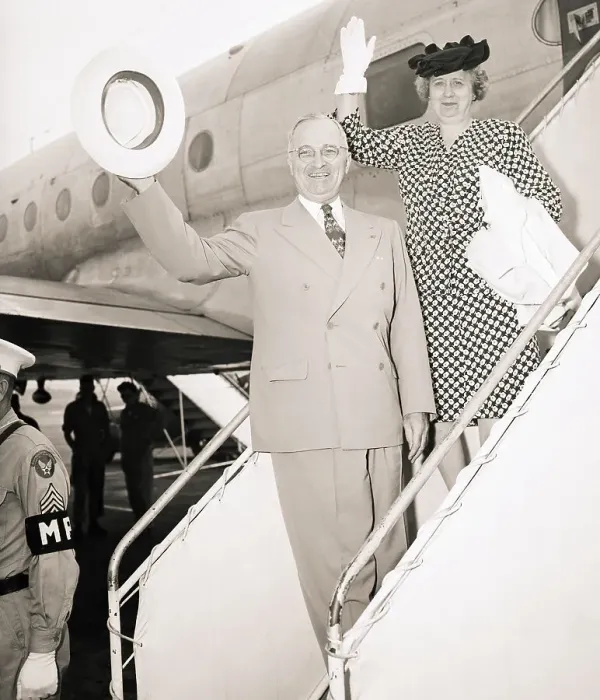 Framed Print : Harry and Bess Truman Wave from Plane Ramp Framed Print : Harry and Bess Truman Wave from Plane Ramp