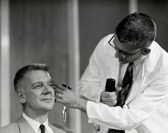 Framed Print : Harry Williams and Carl Pfeiffer Conducting LSD Experiment Framed Print : Harry Williams and Carl Pfeiffer Conducting LSD Experiment