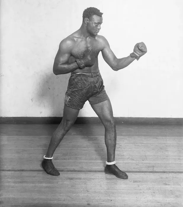 Framed Print : Harry Wills in Boxing Stance Framed Print : Harry Wills in Boxing Stance