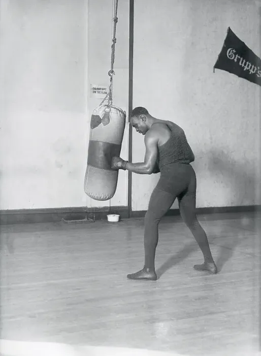 Framed Print : Harry Wills in Training