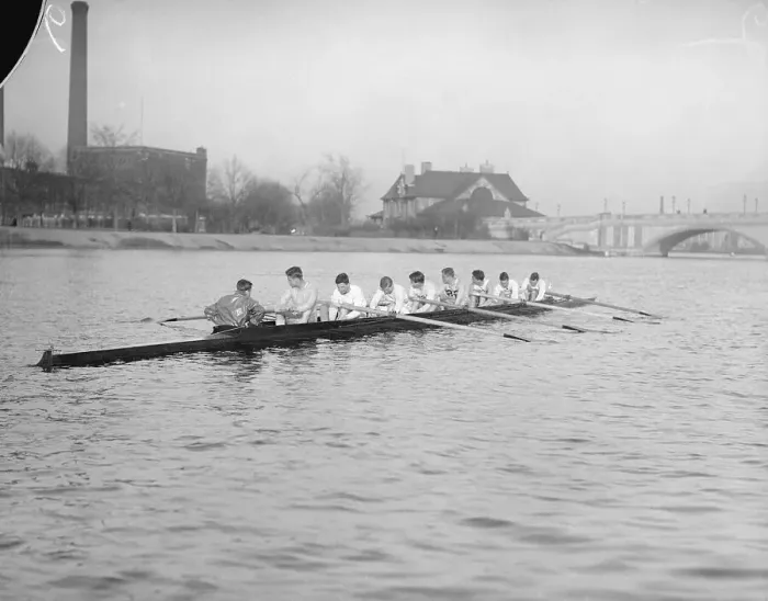 Framed Print : Harvard University's Varsity Crew Practicing Framed Print : Harvard University's Varsity Crew Practicing