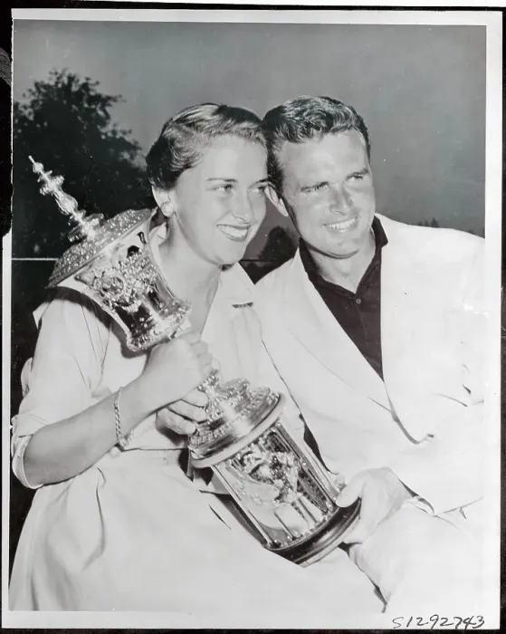 Framed Print : Harvie and Susan Ward Holding Golf Trophy Framed Print : Harvie and Susan Ward Holding Golf Trophy