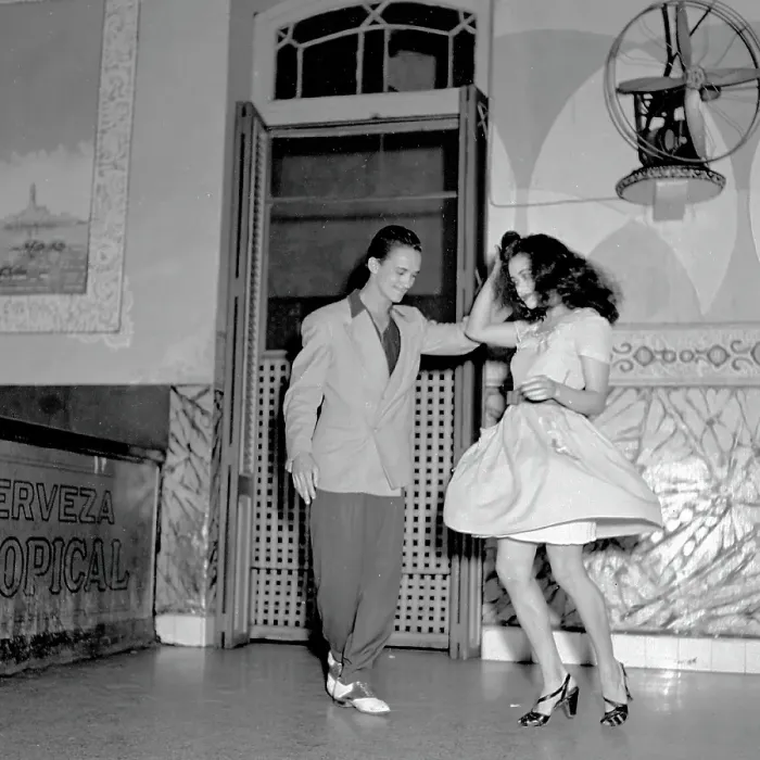 Framed Print : Havana Nights