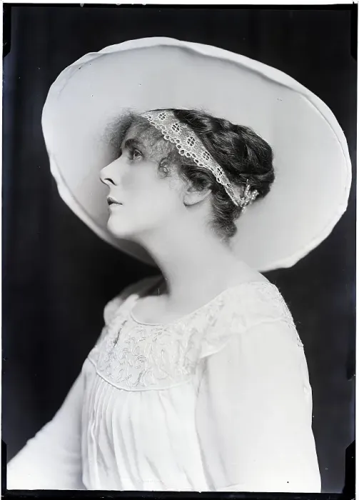 Framed Print : Head And Shoulders Of Grace Leigh W / Hat Framed Print : Head And Shoulders Of Grace Leigh W / Hat
