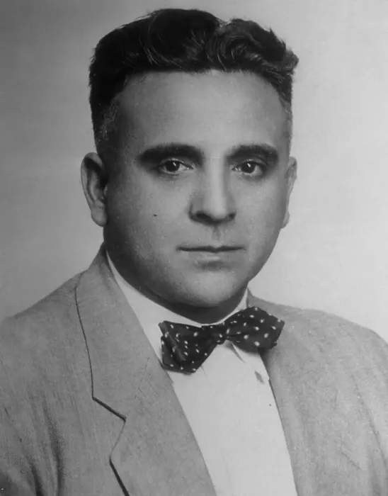 Framed Print : Head and Shoulders Portrait of Henry Viscardi Framed Print : Head and Shoulders Portrait of Henry Viscardi