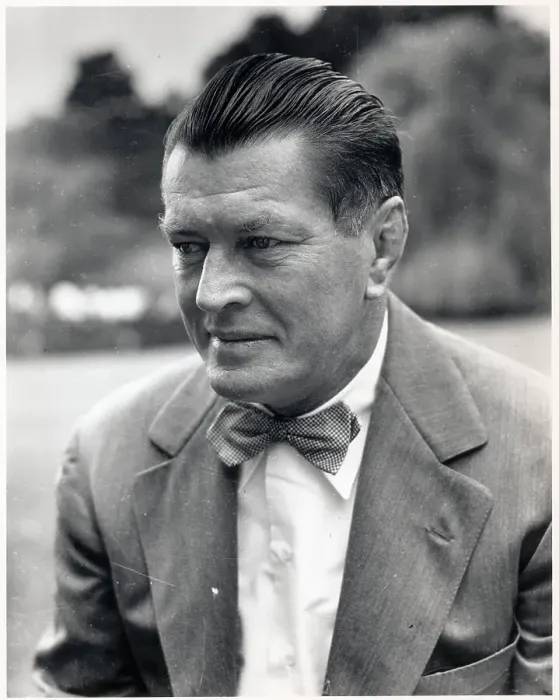 Framed Print : Headshoulders Picture Of Gene Tunney Framed Print : Headshoulders Picture Of Gene Tunney
