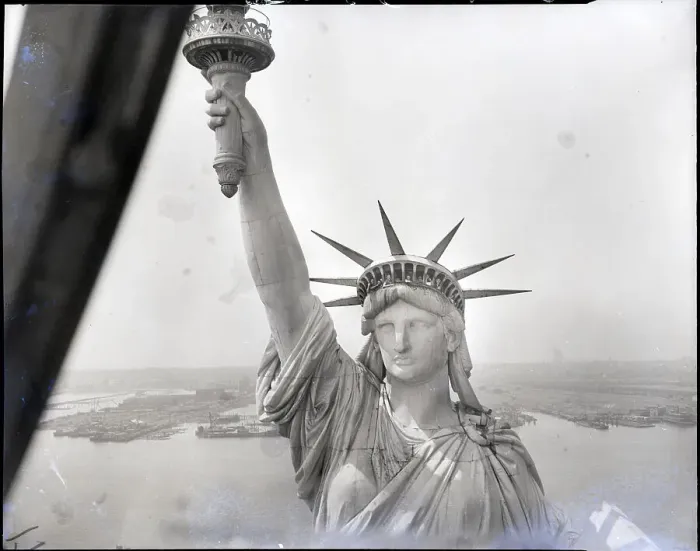 Framed Print : Headshoulders View Of Statue Of Liberty Framed Print : Headshoulders View Of Statue Of Liberty