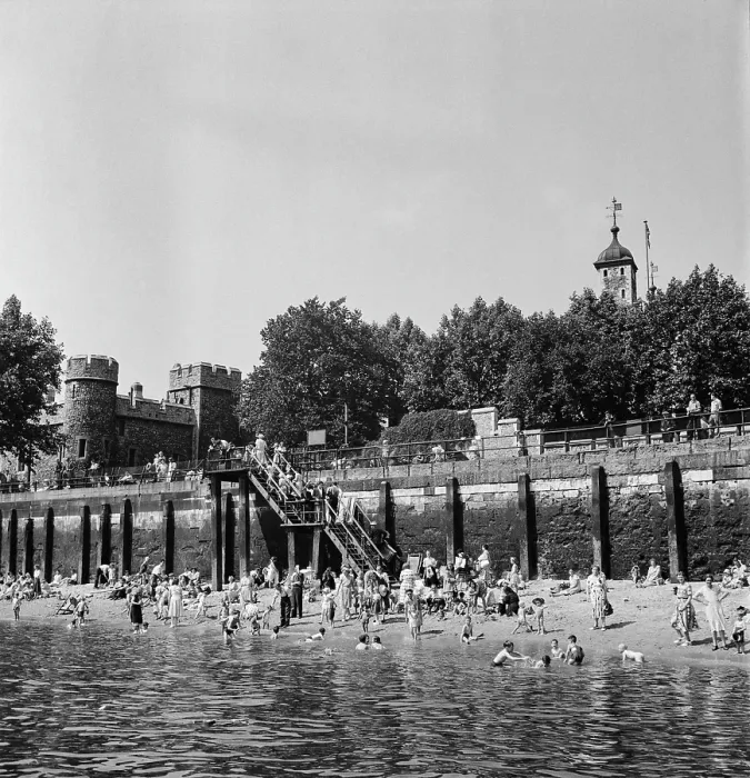 Framed Print : Heatwave, 1952 Framed Print : Heatwave, 1952