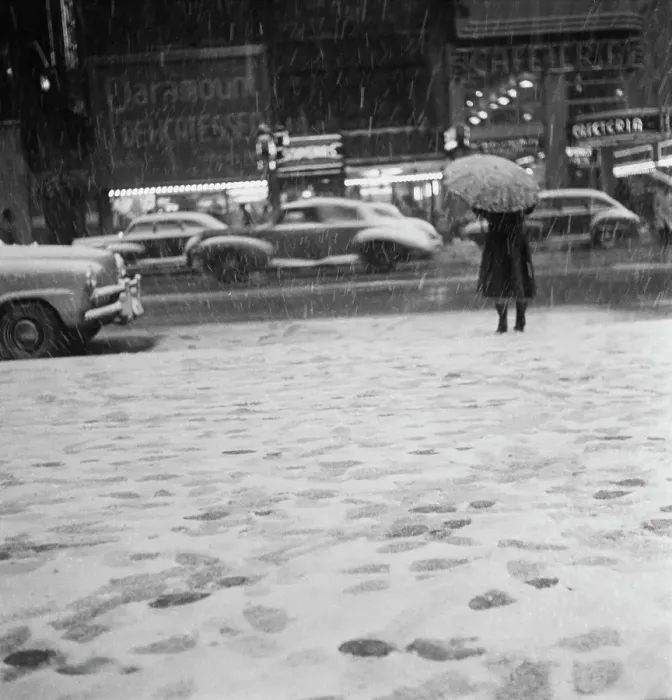 Framed Print : Heavy Snowfall In New York City Framed Print : Heavy Snowfall In New York City