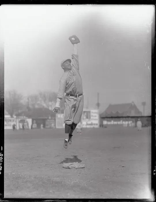 Framed Print : Heinie Groh Making a Catch Framed Print : Heinie Groh Making a Catch