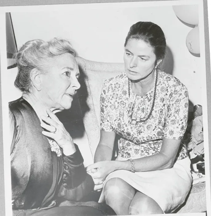 Framed Print : Helen Hayes and Ingrid Bergman Chatting