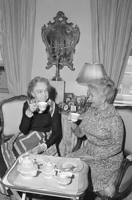 Framed Print : Helen Hayes and Lillian Gish Having Tea Framed Print : Helen Hayes and Lillian Gish Having Tea