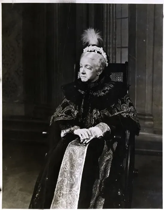 Framed Print : Helen Hayes as Queen Victoria Framed Print : Helen Hayes as Queen Victoria