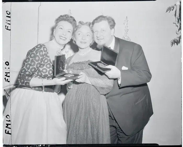 Framed Print : Helen Hayes with Tony Award Winners