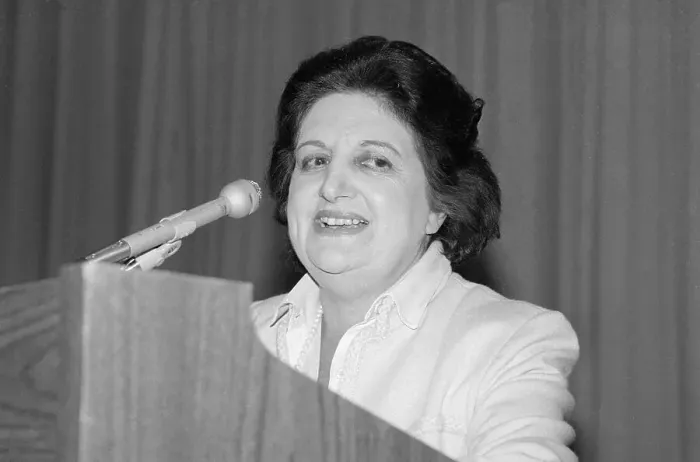 Framed Print : Helen Thomas Speaking at Podium Framed Print : Helen Thomas Speaking at Podium