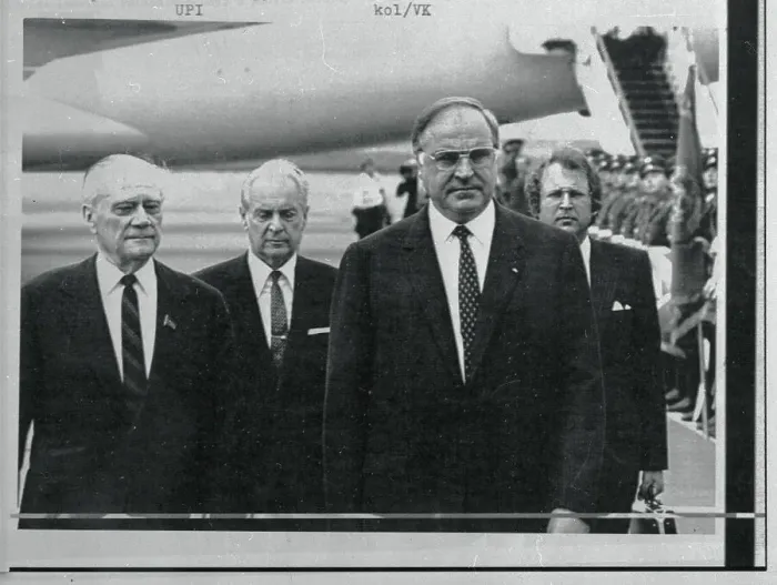 Framed Print : Helmut Kohl and Nikolai Tikhonov Framed Print : Helmut Kohl and Nikolai Tikhonov