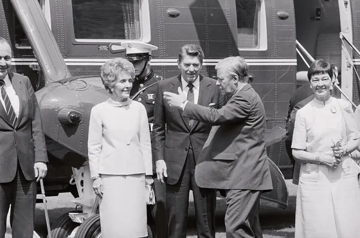 Framed Print : Helmut Schmidt Greeting President and Nancy Reagan Framed Print : Helmut Schmidt Greeting President and Nancy Reagan