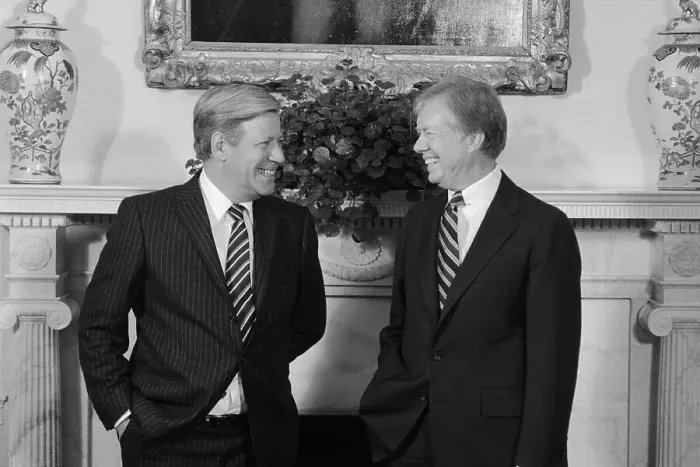 Framed Print : Helmut Schmidt and Jimmy Carter Laughing Framed Print : Helmut Schmidt and Jimmy Carter Laughing