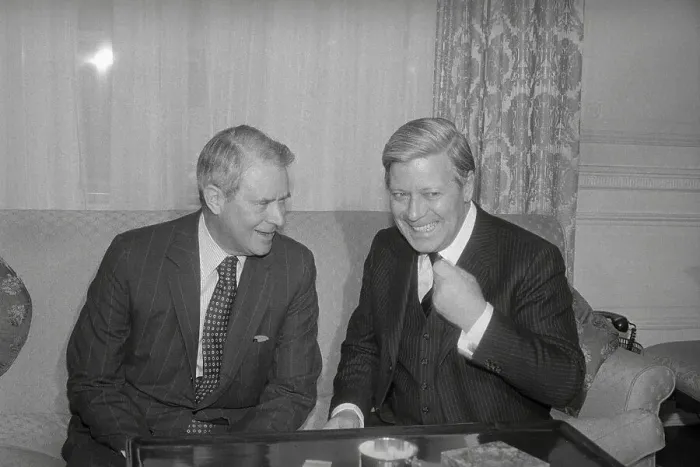 Framed Print : Helmut Schmidt Laughing with Cyrus Vance Framed Print : Helmut Schmidt Laughing with Cyrus Vance