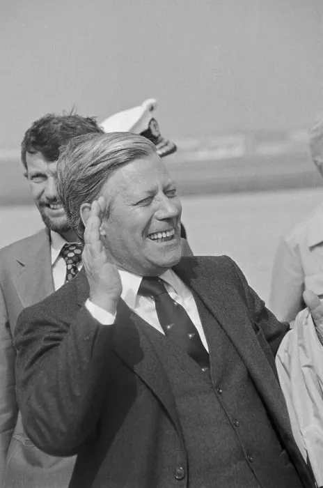 Framed Print : Helmut Schmidt Waving Framed Print : Helmut Schmidt Waving